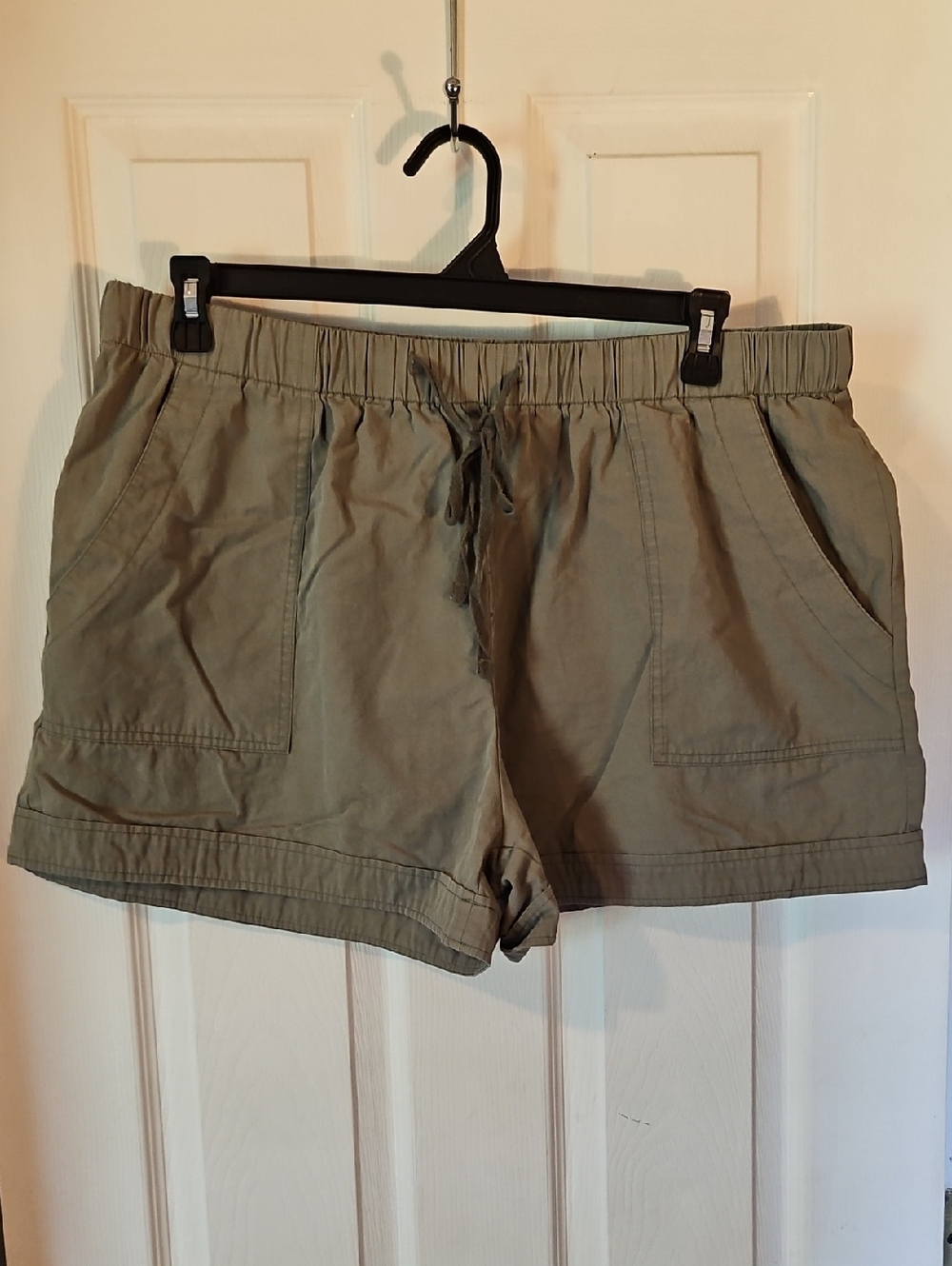 Casual Olive Drawstring Bermuda Shorts